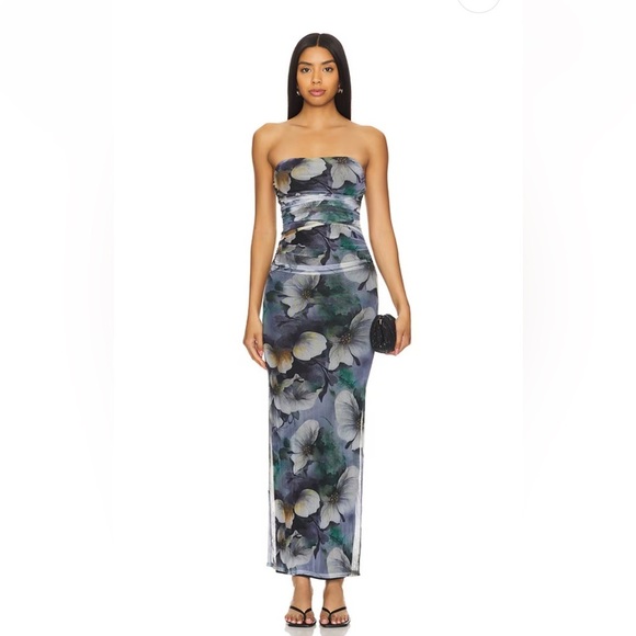 NWT MORE TO COME Sammie Maxi Dress in Blue Floral - Picture 1 of 8